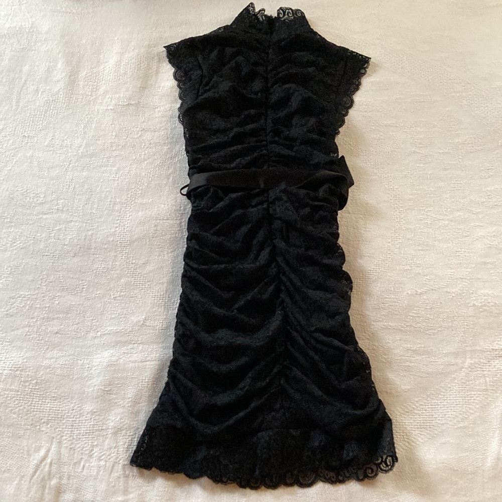 Twenty One Lace Cocktail Dress